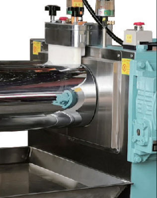 ยางเปิดผสมผสาน เครื่องจําหน่ายสําหรับ Eva PE Epdm และ Sbr โฟม 22 นิ้ว