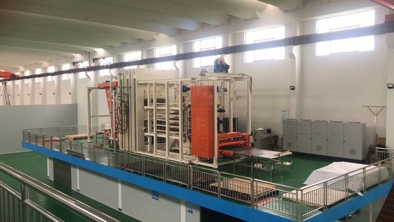 เครื่องพิมพ์หลายชั้นที่ควบคุมโดย PLC 500T - 10000T เครื่องพิมพ์ไฮดรอลิก